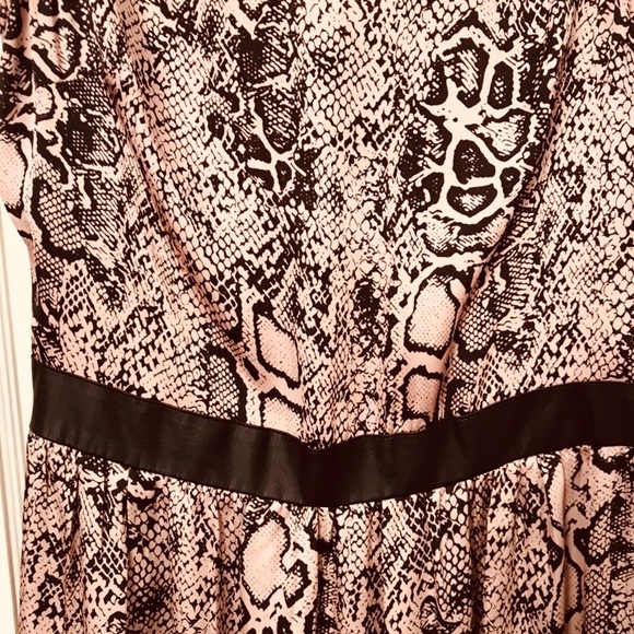 Mossimo snakeskin dress - Picture 2 of 5